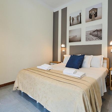 Hotel Bruna B&B Милано Мартима Екстериор снимка