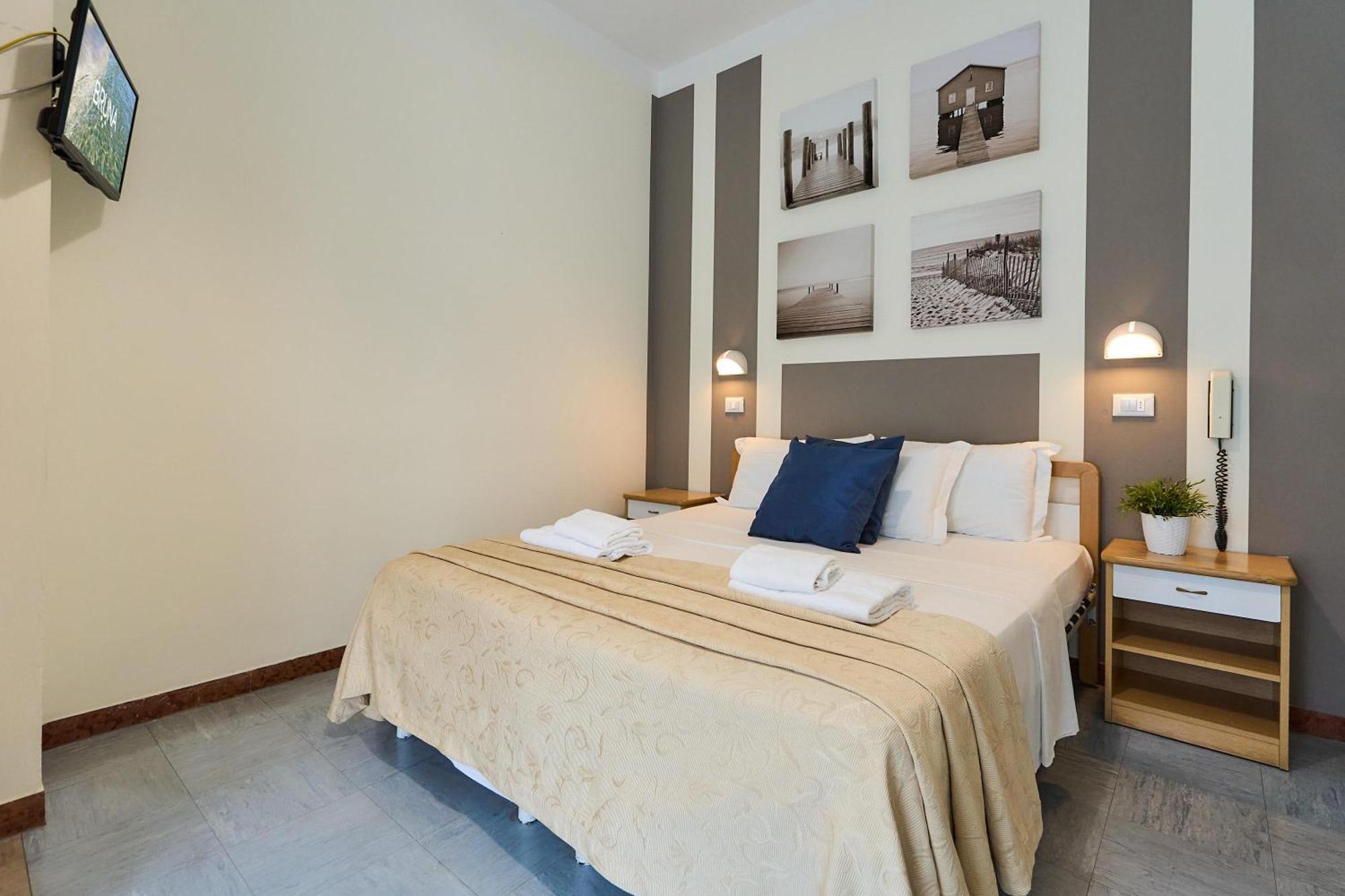 Hotel Bruna B&B Милано Мартима Екстериор снимка